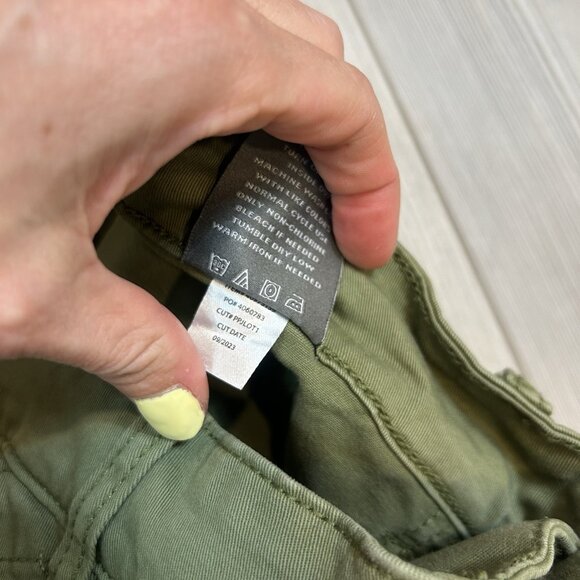 Torrid Pants Womens 18 Plus Olive Green Crop Aviator Skinny Twill High Olivine - Picture 5 of 12